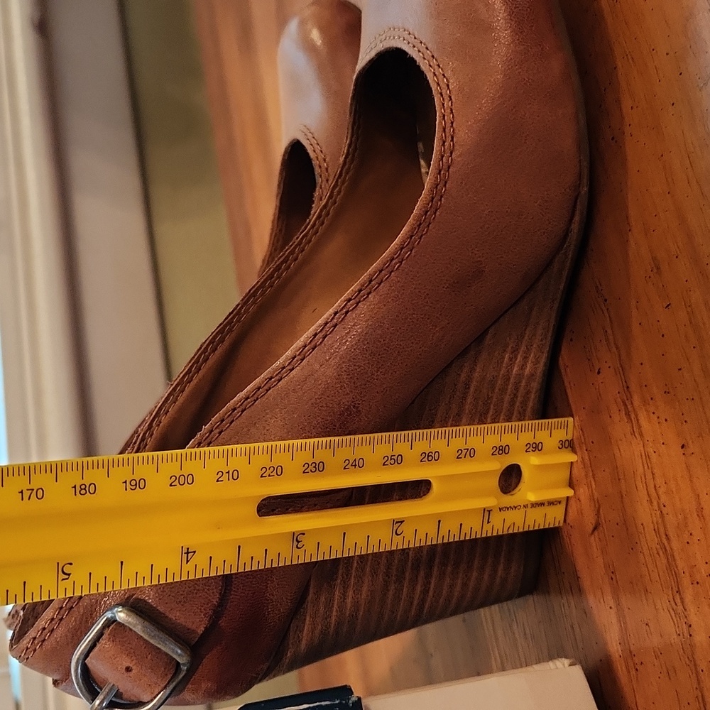 Lucky Brand Women's Brown Heels - Picture 7 of 7